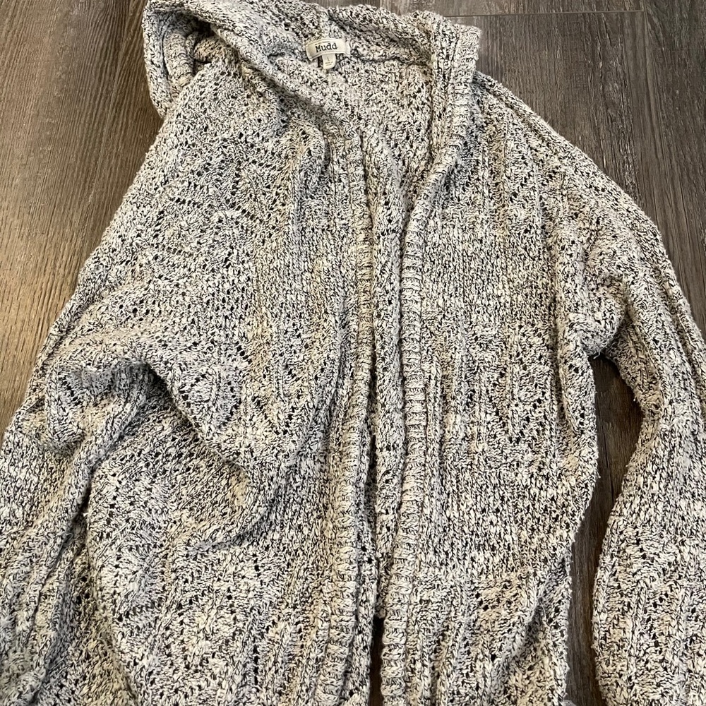 Grey sweater